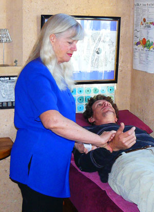 I only use natural means to diagnose my client&rsquo;s conditions